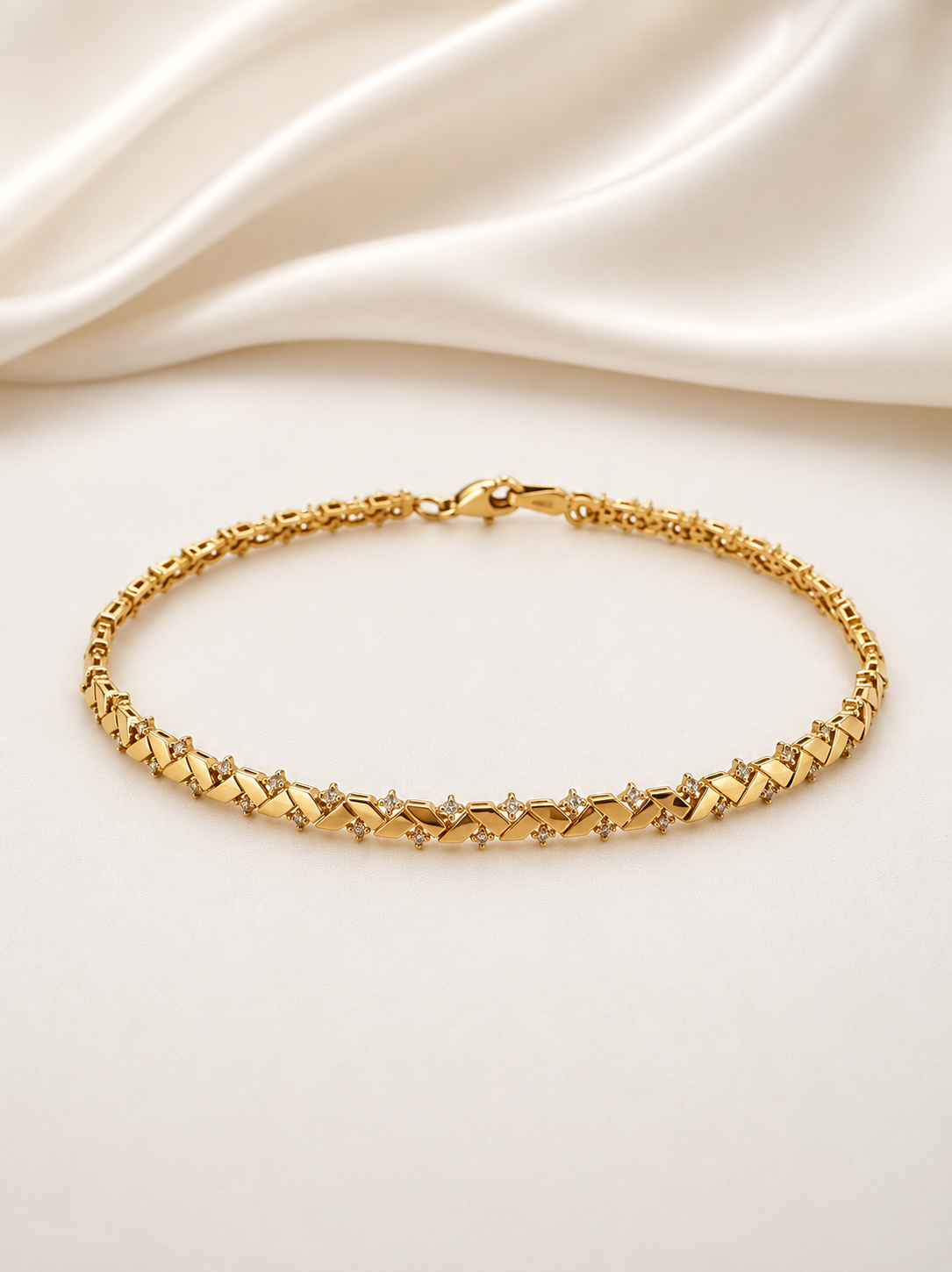 Guld Armband med stenar