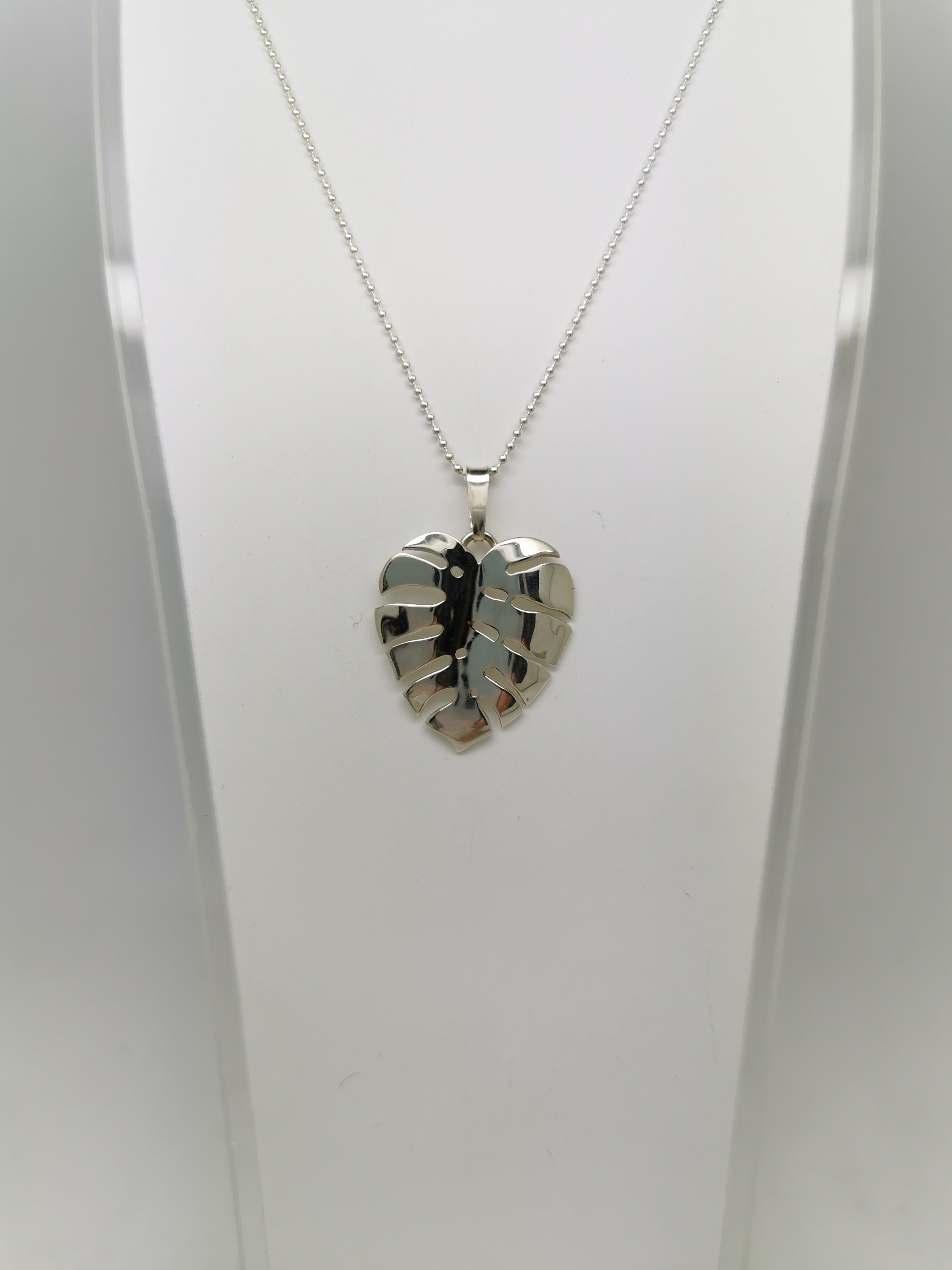 Monstera Hänge Silver